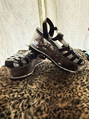 Yru Black Clear Platform Wedge Sandals